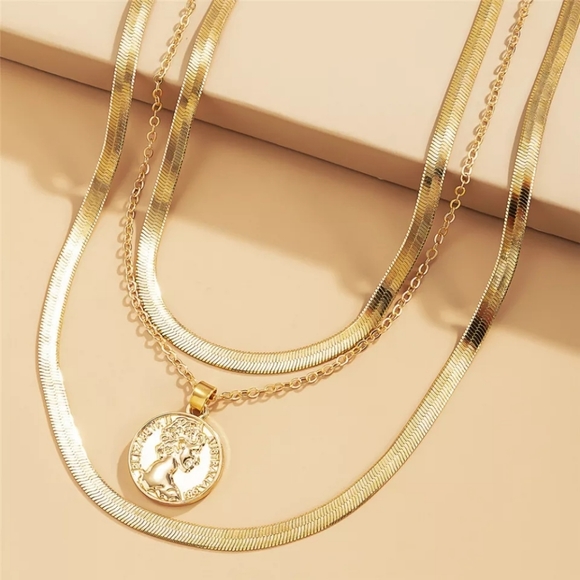 🍒 KADIE Layer Herringbone Necklace - Picture 4 of 8